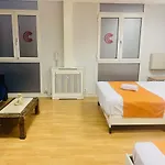 Punta Me Beautiful Apartments In Madrid Downtown